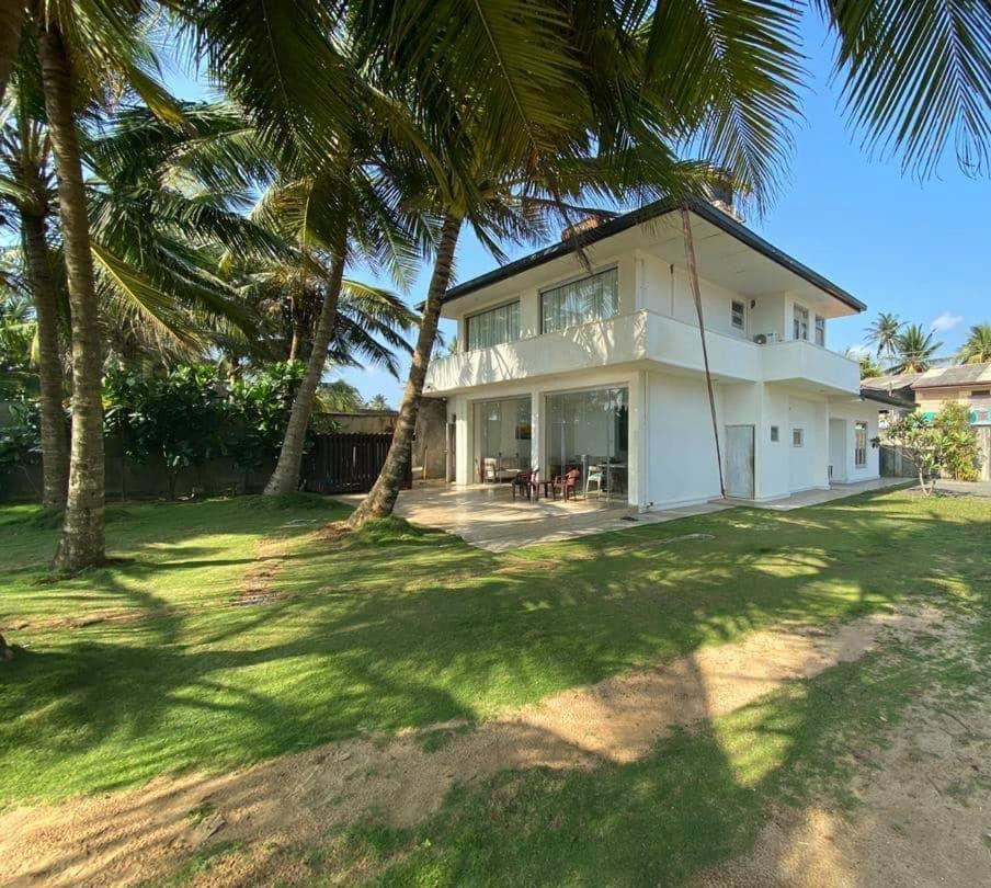 The Beach House Амбалангода Экстерьер фото
